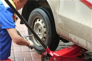 柳林附近拖车24小时服务热线电话