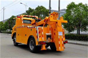 柳林高速路拖车费